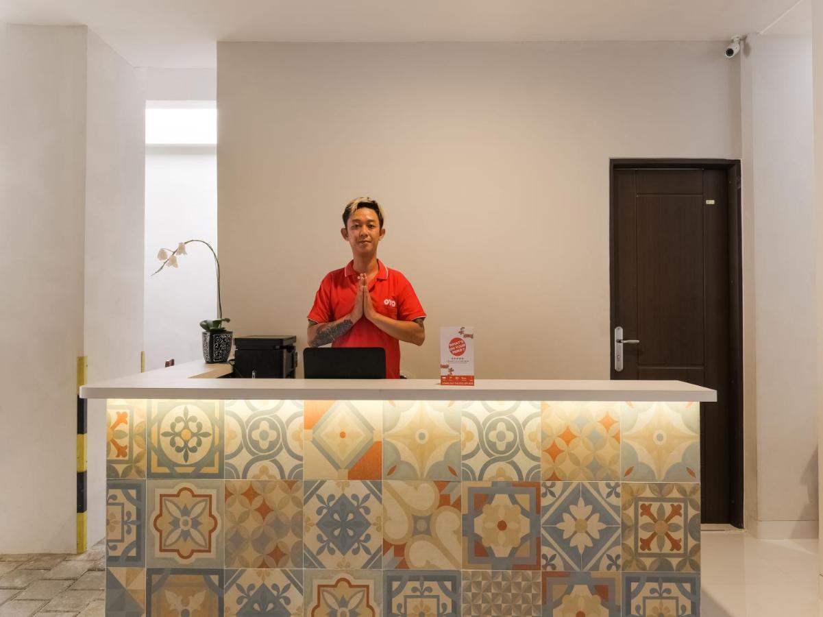 Super Oyo Collection O 90023 Damar Kusumo Guest House Maguwo Exterior foto
